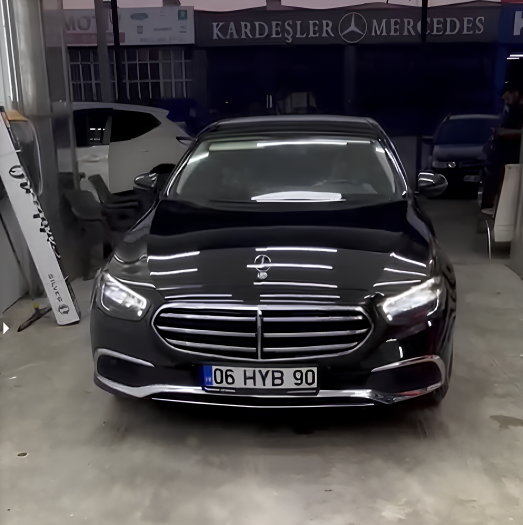 Mercedes Benz Orijinal CarPlay ve Multimedya Ekran Montajı